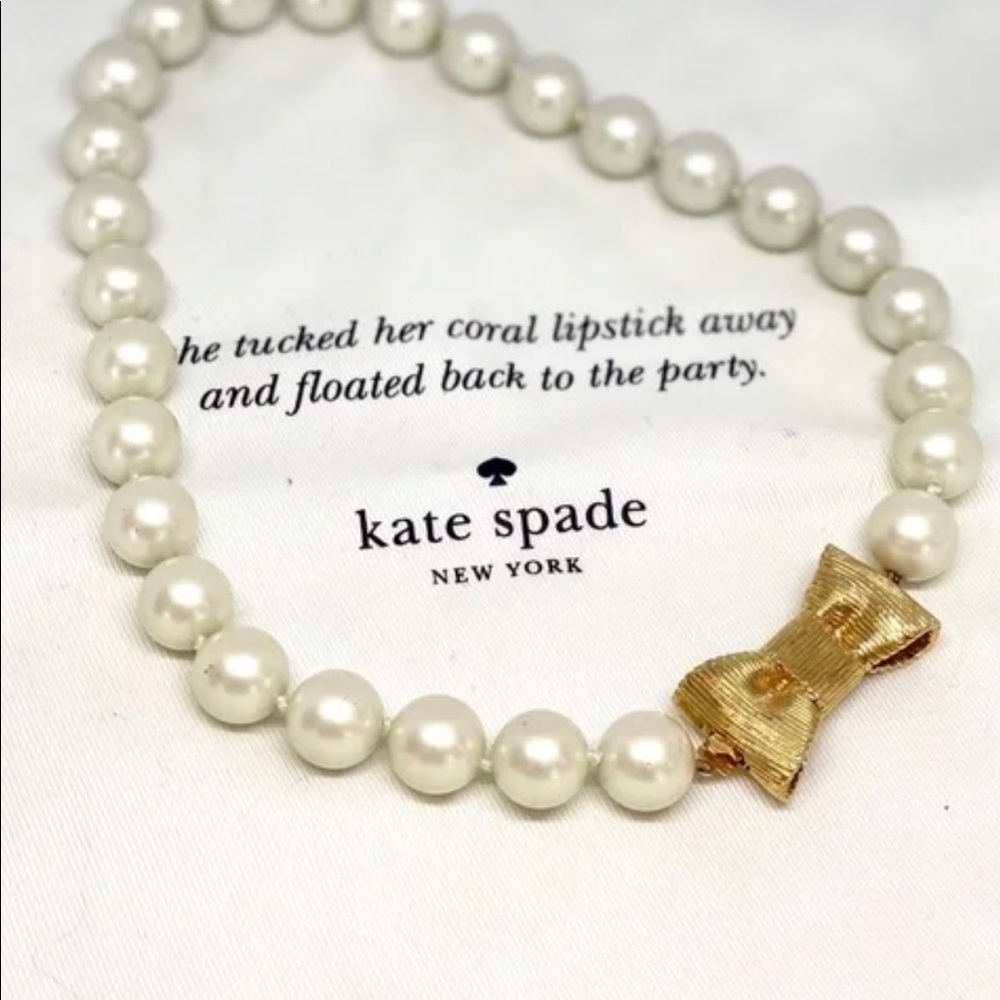 KATE SPADE NEW YORK🔥All Wrapped Up🔥Faux Pearl Gold Plated Bow Tie Necklace